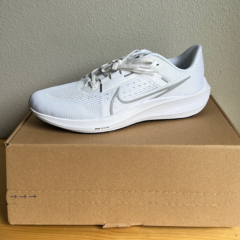 NIKE AIR ZOOM PEGASUS 40